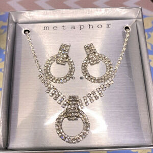 🌷 Metaphor 🌷 Vintage Rhinestone Circle Necklace & Matching Earrings Set NWT